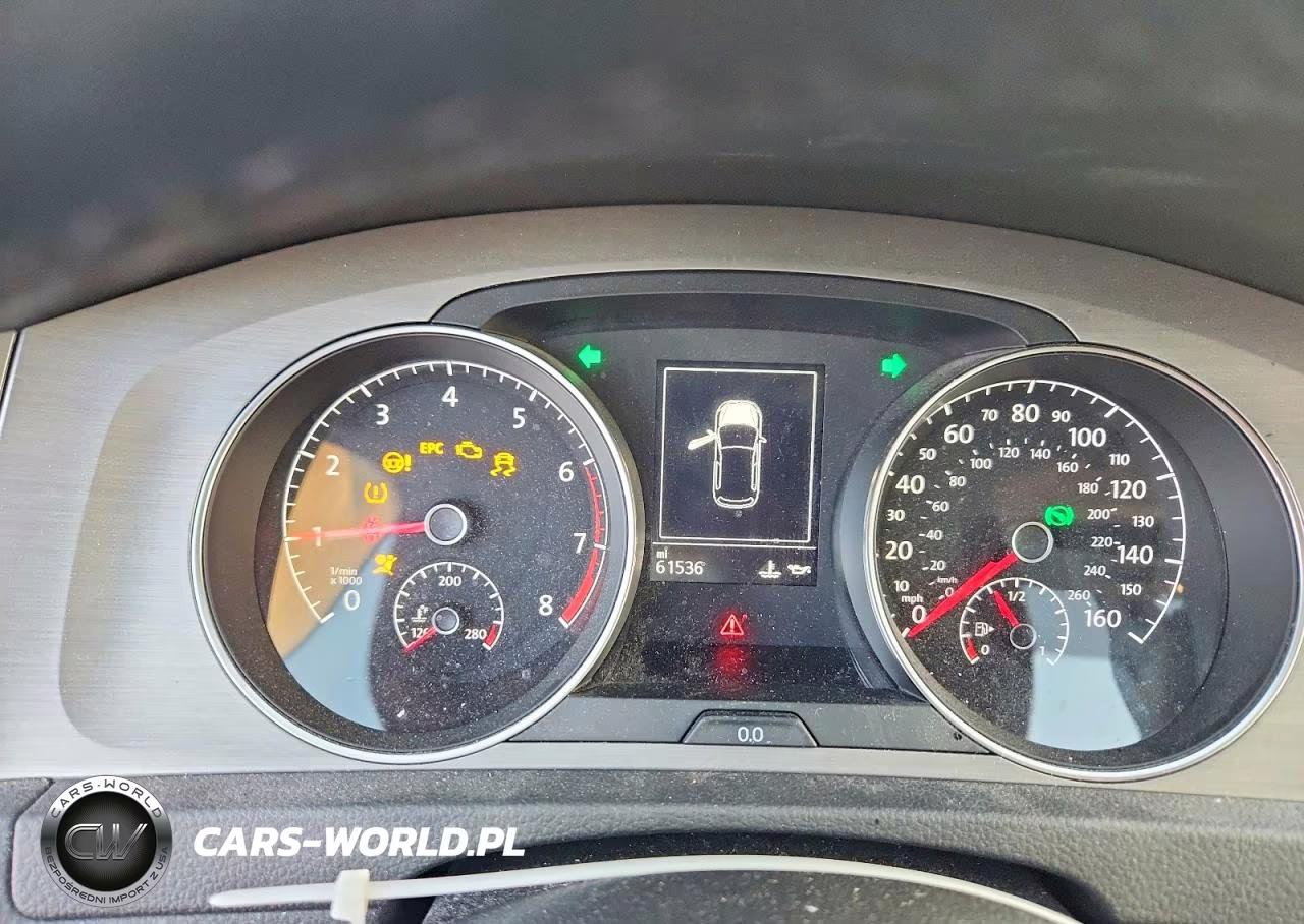 2015 Volkswagen Golf VIN:3VW217AU6FM068631 - 9
