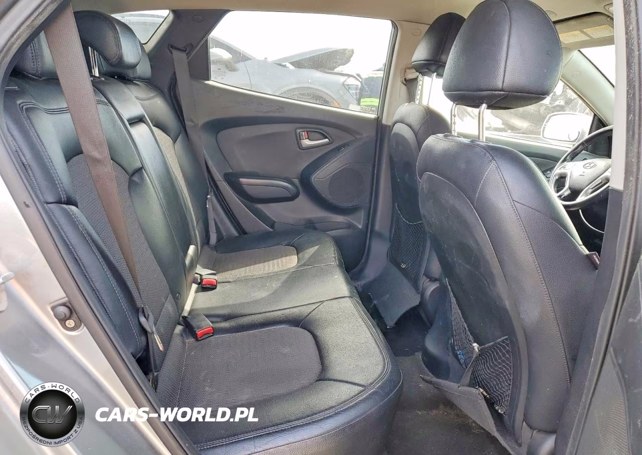 2011 Hyundai Tucson Gls VIN:KM8JU3AC7BU207219 - 10