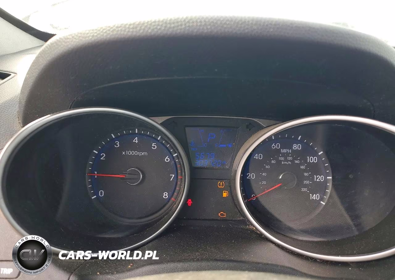 2011 Hyundai Tucson Gls VIN:KM8JU3AC7BU207219 - 9