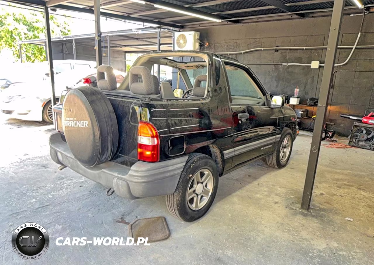 2003 Chevrolet Tracker VIN:2CNBE18C736925171 - 4