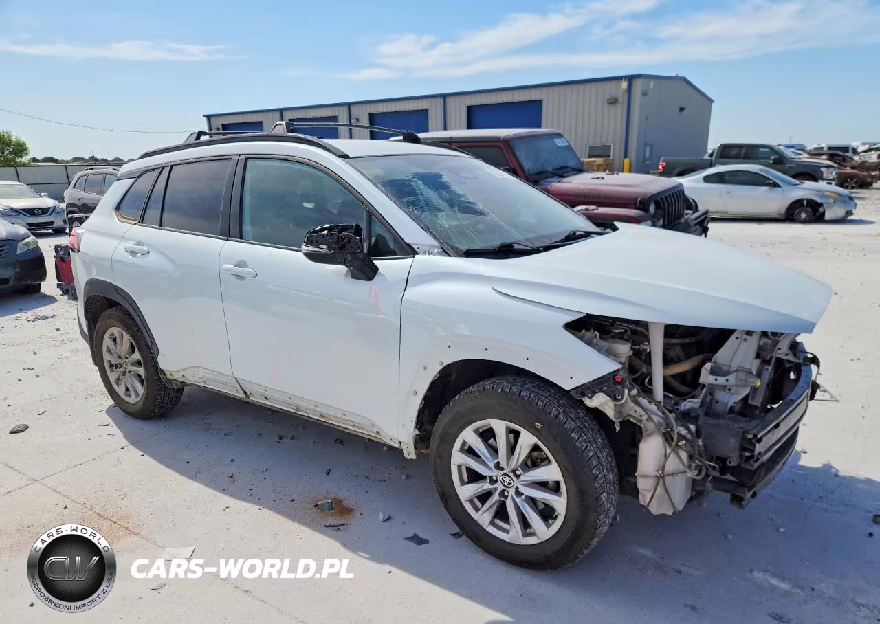 2024 Toyota Corolla Cross Le VIN:7MUCAAAG9RV113294 - 4