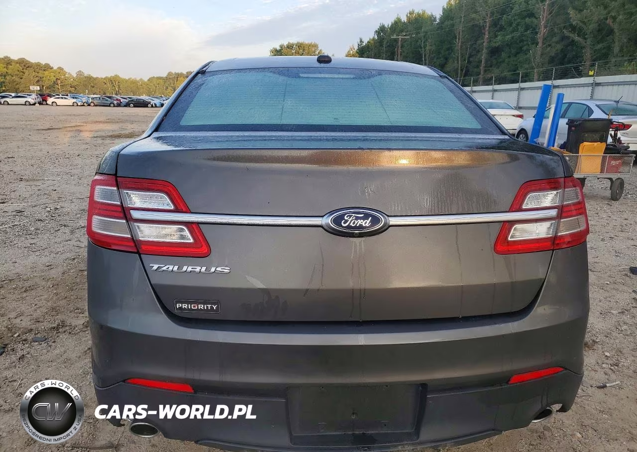 2018 Ford Taurus Se VIN:1FAHP2D82JG141256 - 6