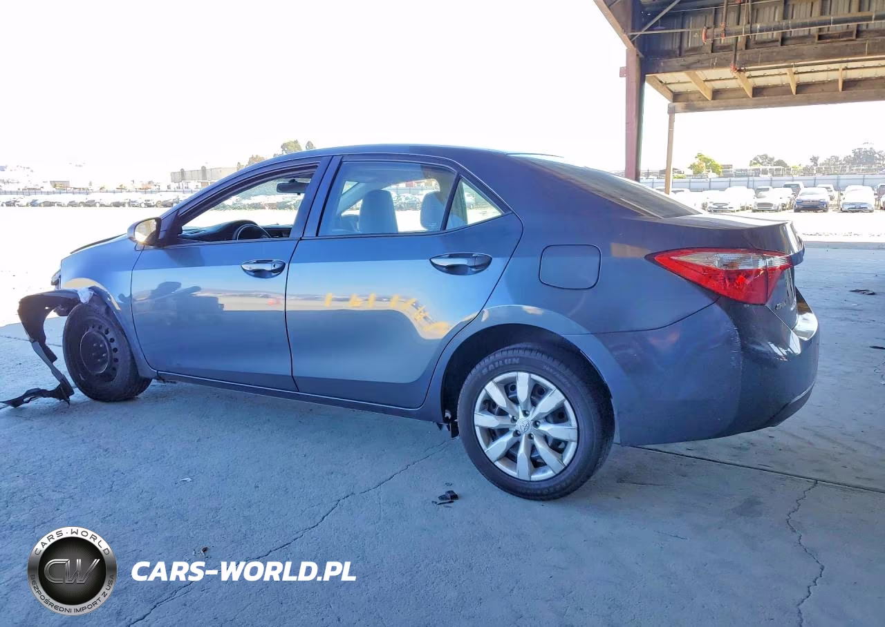 2015 Toyota Corolla Le VIN:5YFBURHE8FP251896 - 2
