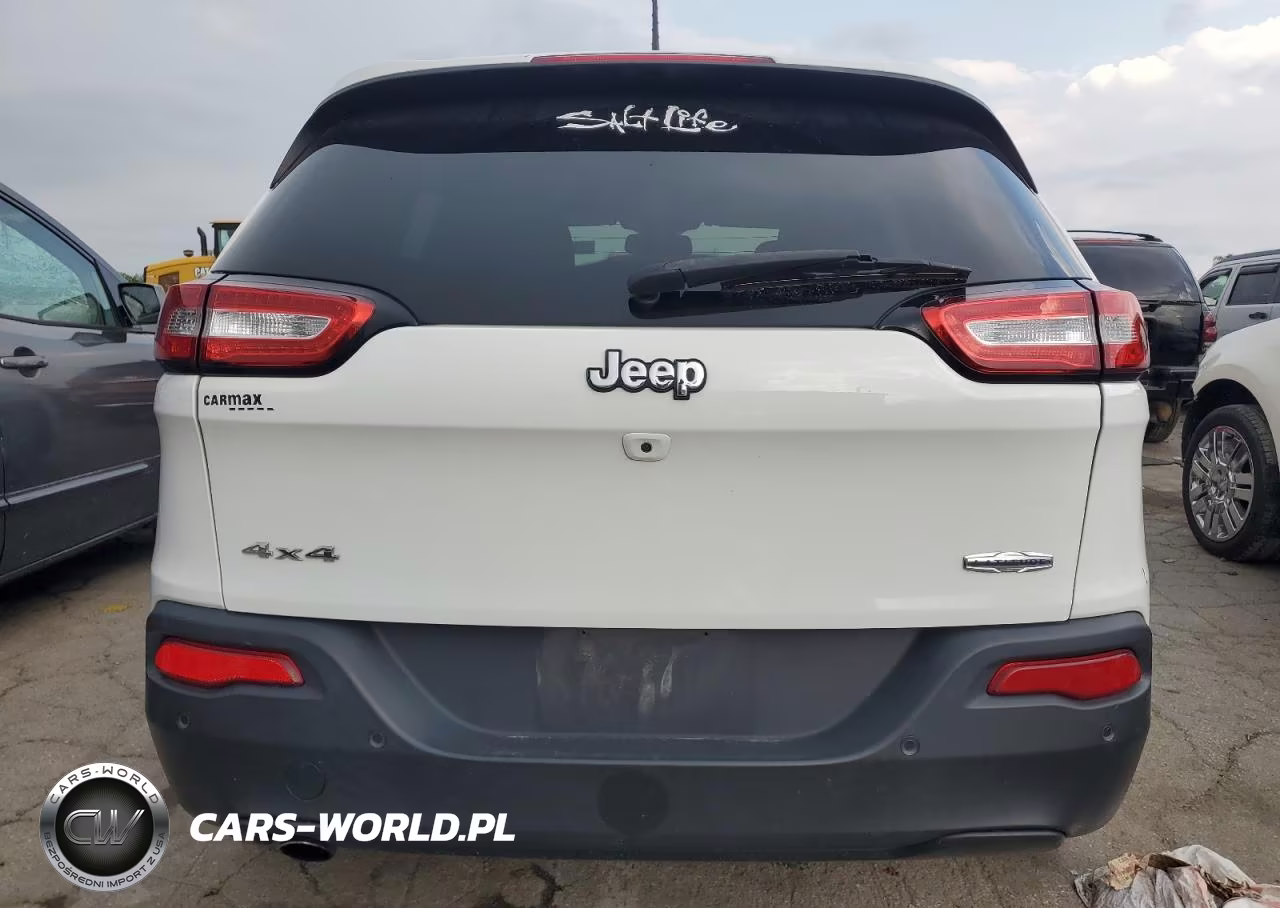 2016 Jeep Cherokee Latitude VIN:1C4PJMCB7GW296223 - 6