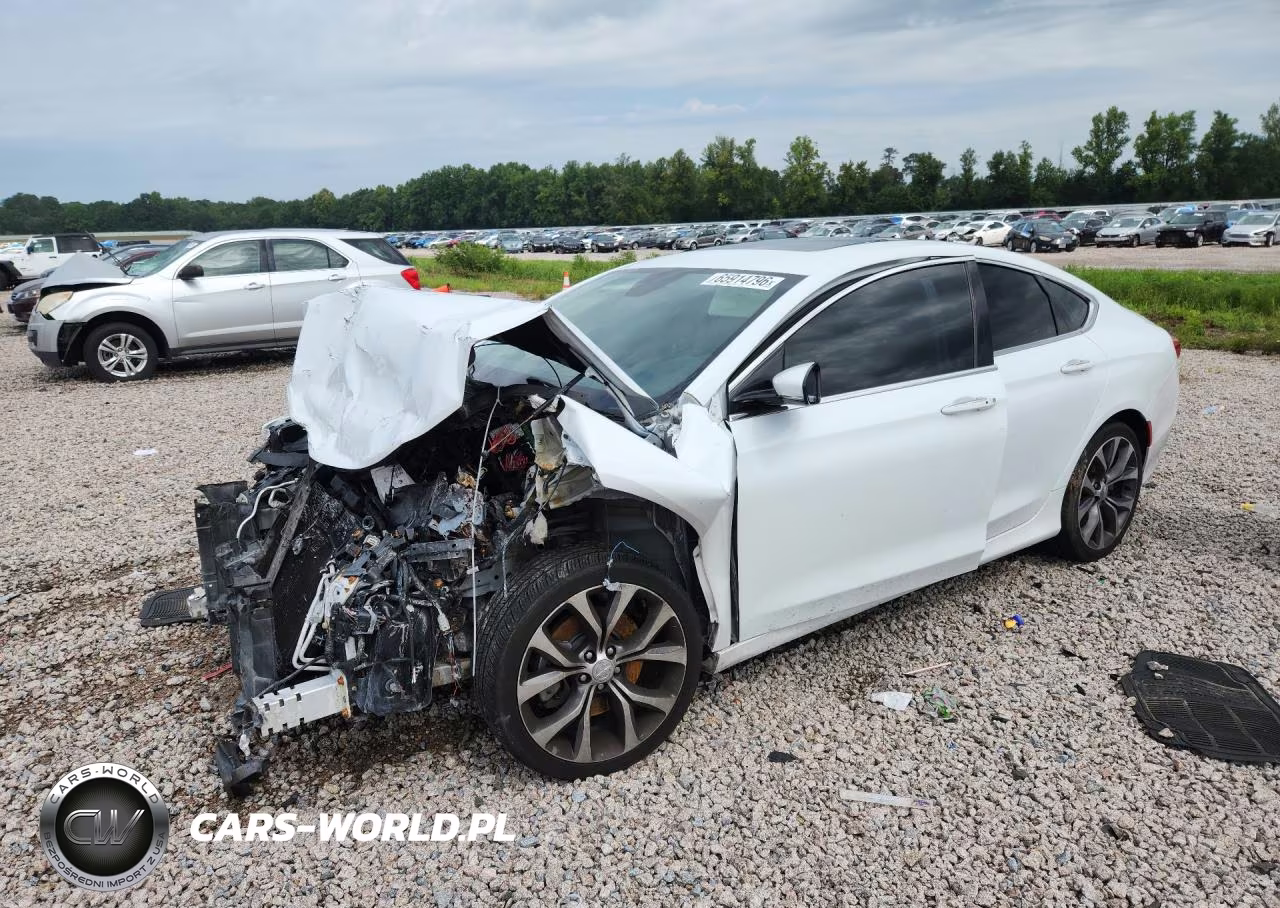 2016 Chrysler 200 C VIN:1C3CCCCB9GN146501 - 1