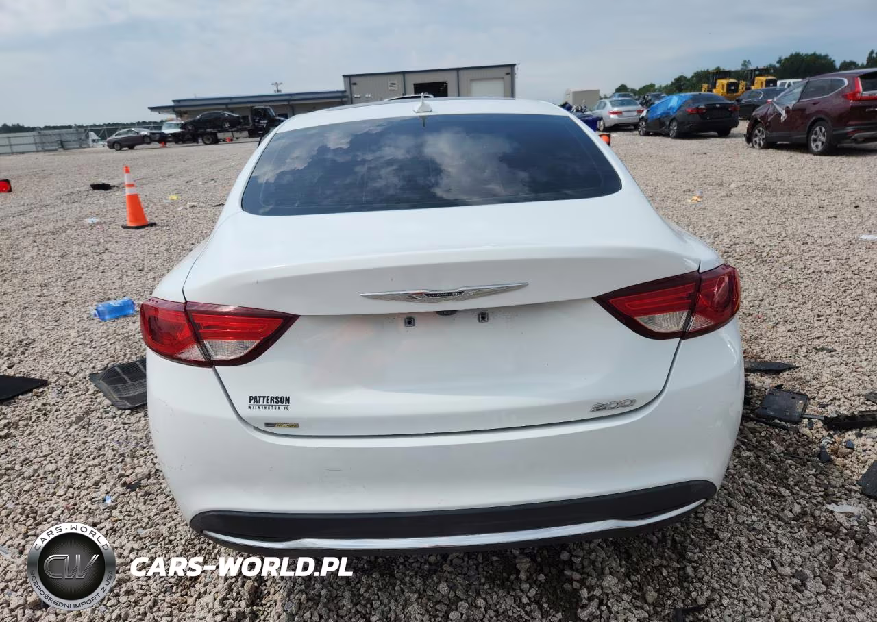 2016 Chrysler 200 C VIN:1C3CCCCB9GN146501 - 6