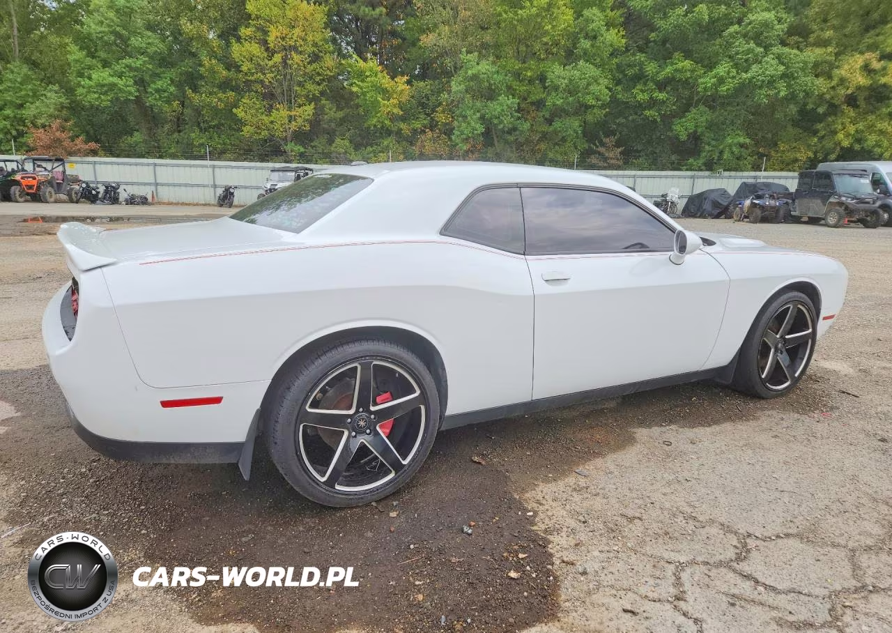 2018 Dodge Challenger Sxt VIN:2C3CDZAG6JH228295 - 3
