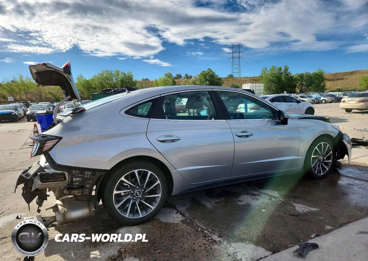 2021 Hyundai Sonata Limited VIN:5NPEH4J25MH118155 - 3