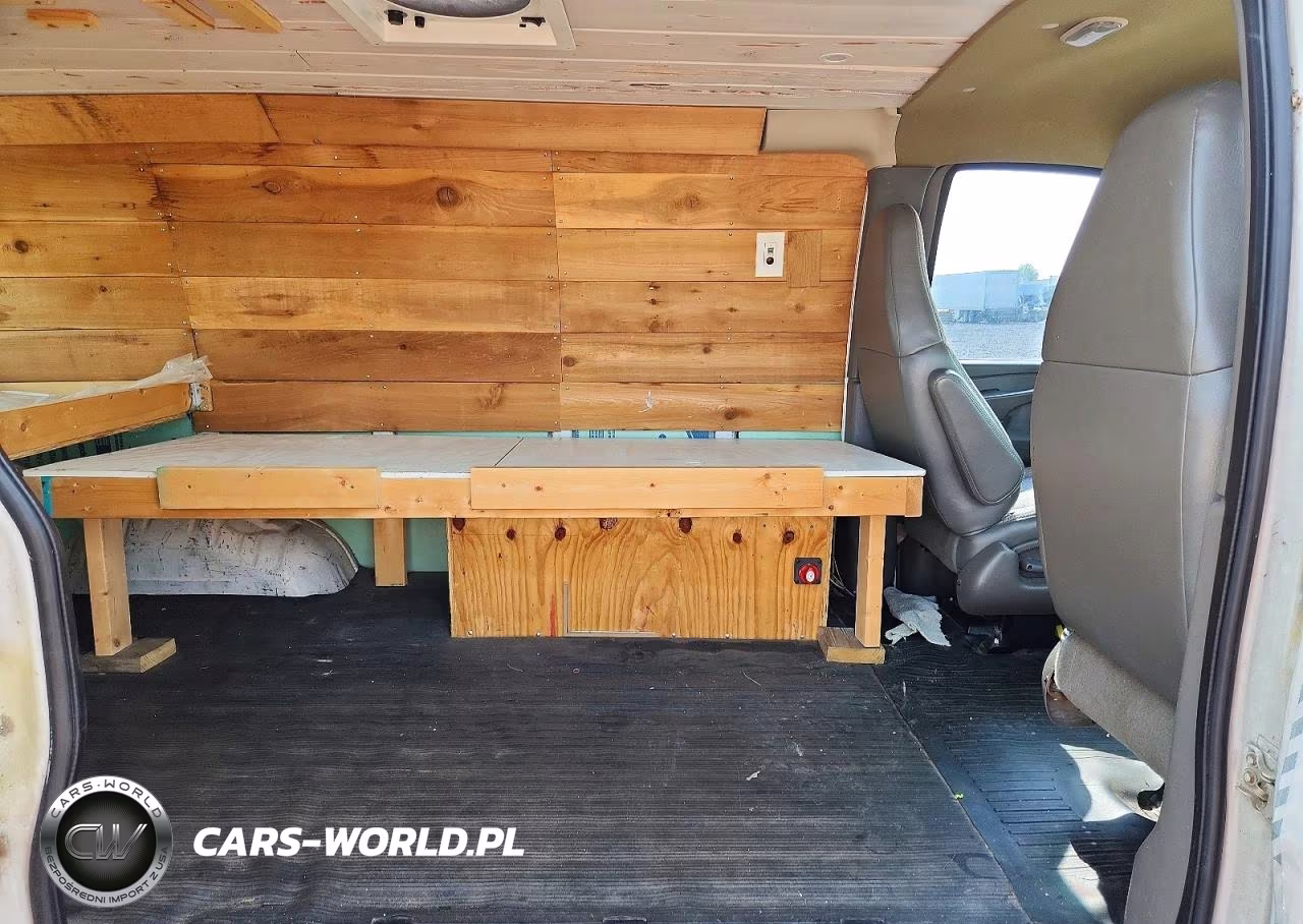 2007 Chevrolet Express G1500 VIN:1GCFG15X771114907 - 11