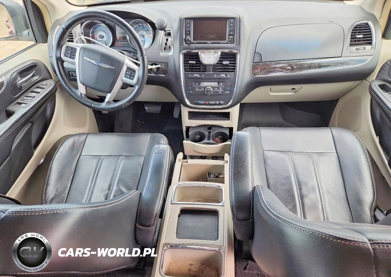2015 Chrysler Town & Country Touring VIN:2C4RC1BG0FR715227 - 8
