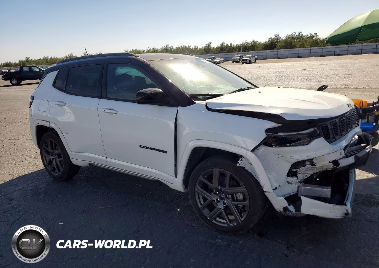 2025 Jeep Compass Limited VIN:3C4NJDCNXST515675 - 4