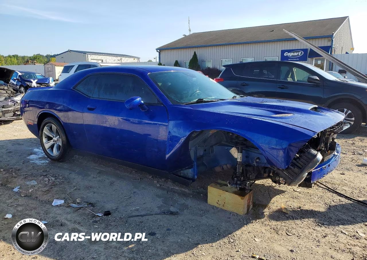 2019 Dodge Challenger Sxt VIN:2C3CDZAG7KH752315 - 4