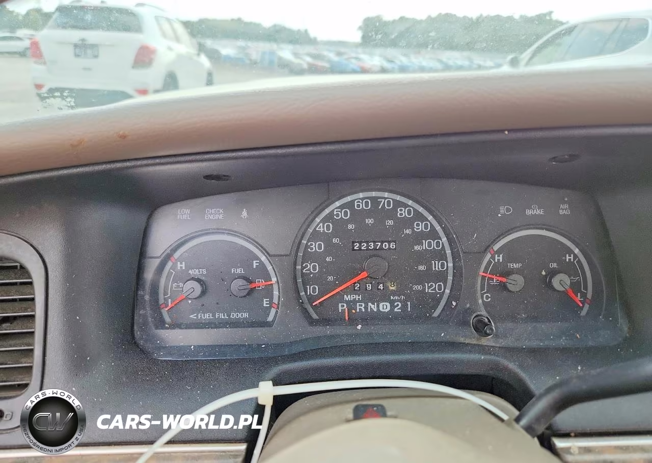 1999 Ford Crown Victoria Lx VIN:2FAFP74W9XX128087 - 9