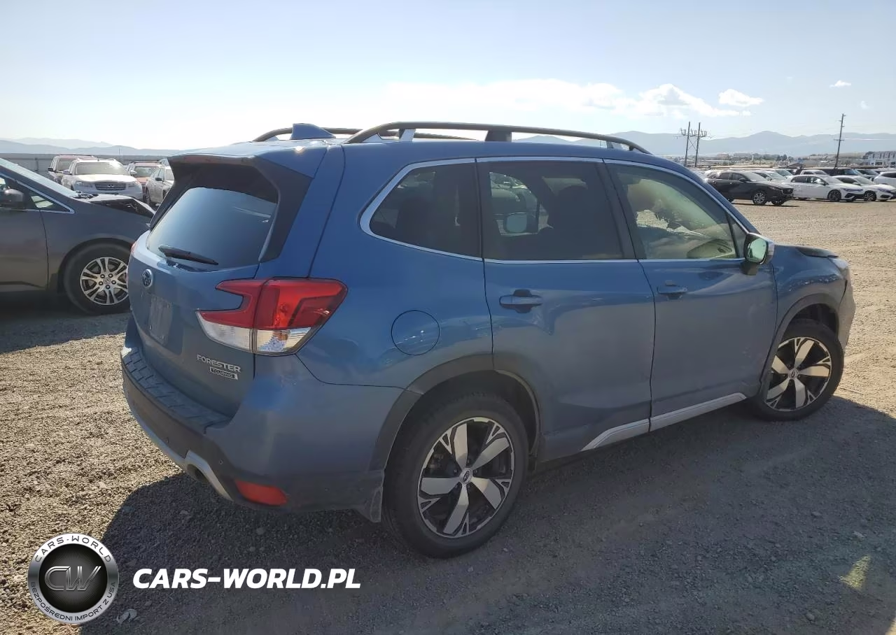2021 Subaru Forester Touring VIN:JF2SKAXC0MH505912 - 3