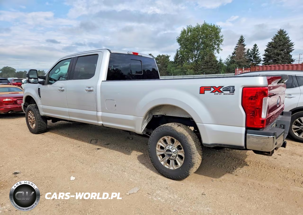2018 Ford F250 Super Duty VIN:1FT7W2B61JEC75794 - 2