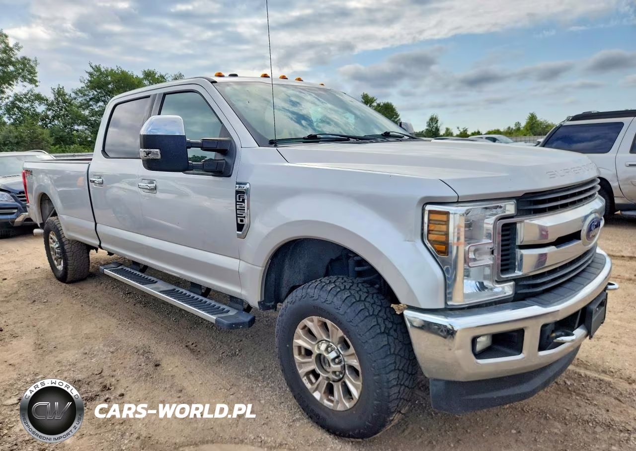 2018 Ford F250 Super Duty VIN:1FT7W2B61JEC75794 - 4