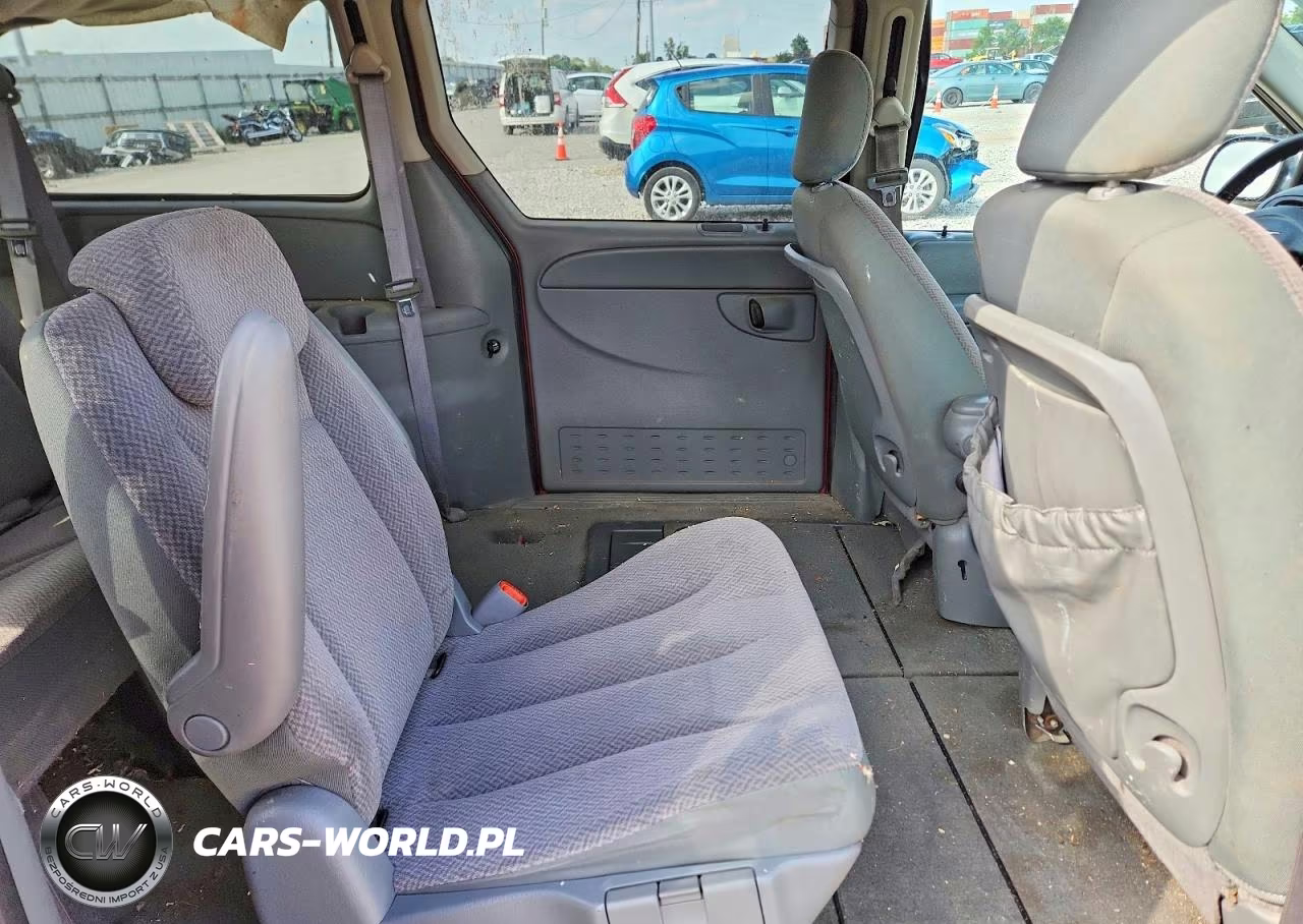 2007 Chrysler Town & Country Touring VIN:2A4GP54L47R205925 - 11