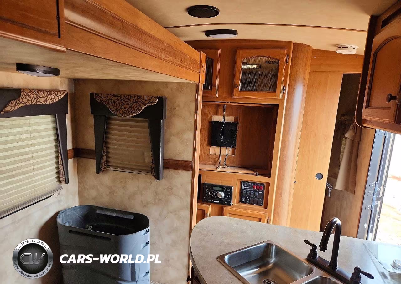 2016 Cross Roads Sunset Camper VIN:4V0TC2923GE017401 - 5
