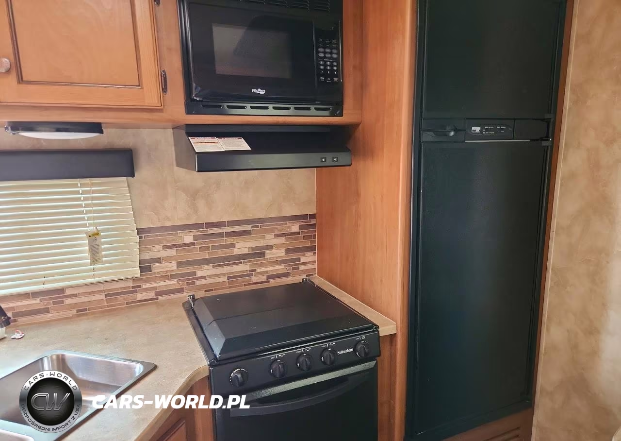 2016 Cross Roads Sunset Camper VIN:4V0TC2923GE017401 - 9