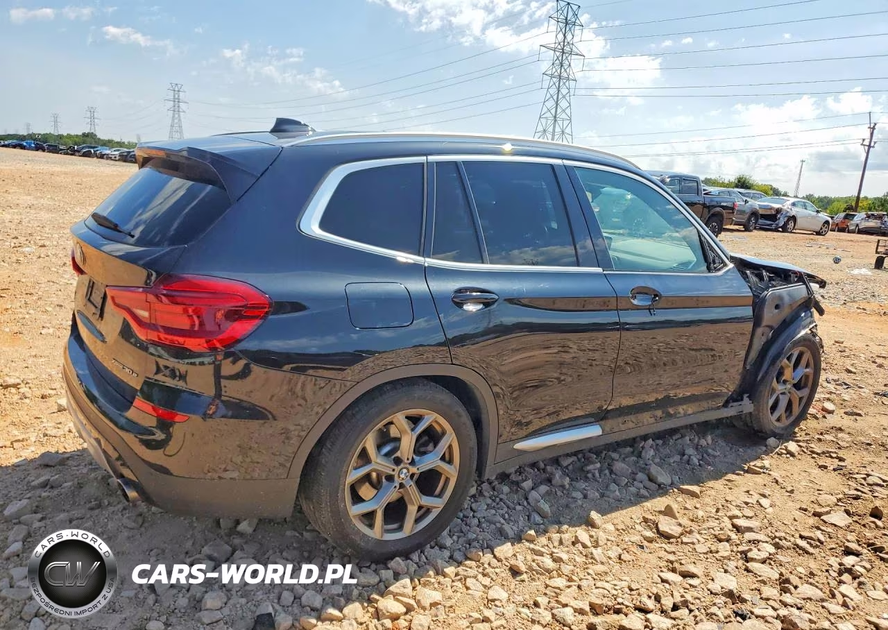 2021 BMW X3 xDrive30E VIN:5UXTS1C01M9E74776 - 3