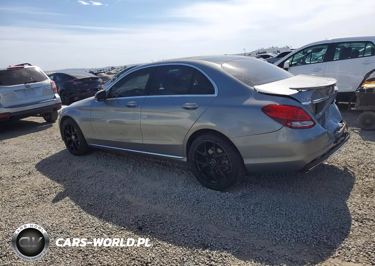 2015 Mercedes-Benz C 300 VIN:55SWF4JBXFU058352 - 2