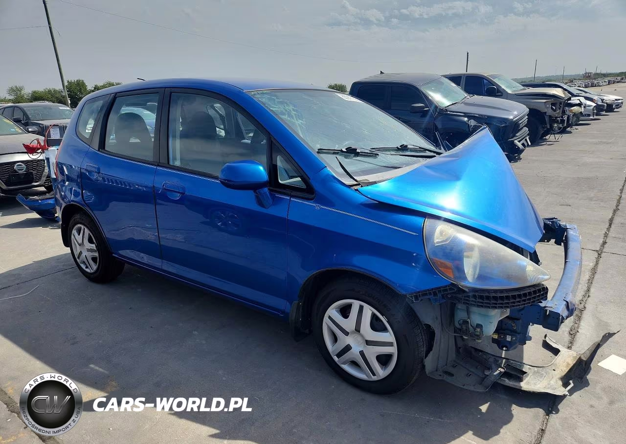 2008 Honda Fit VIN:JHMGD38468S033675 - 4