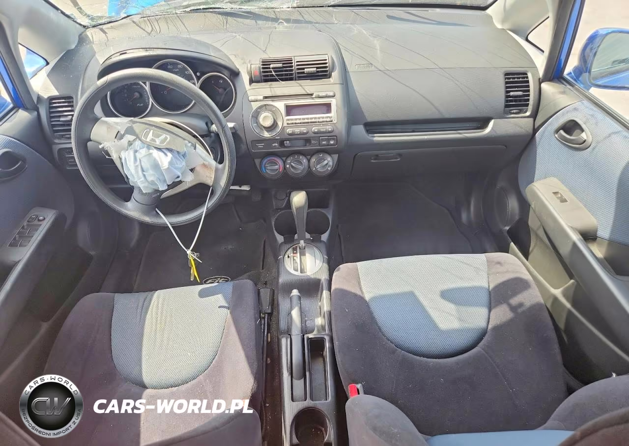2008 Honda Fit VIN:JHMGD38468S033675 - 8