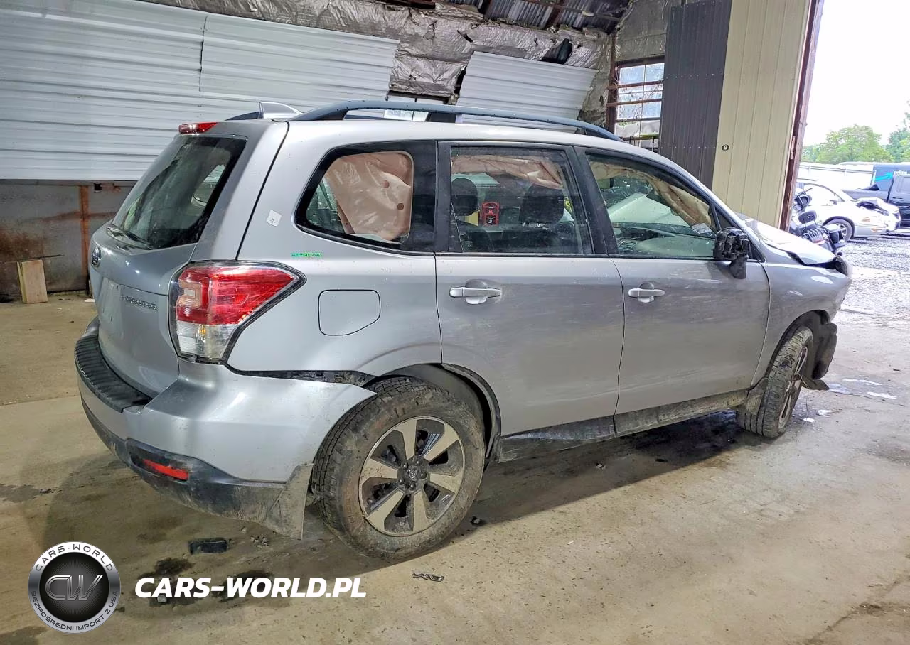 2018 Subaru Forester 2.5I VIN:JF2SJABC5JH575797 - 3