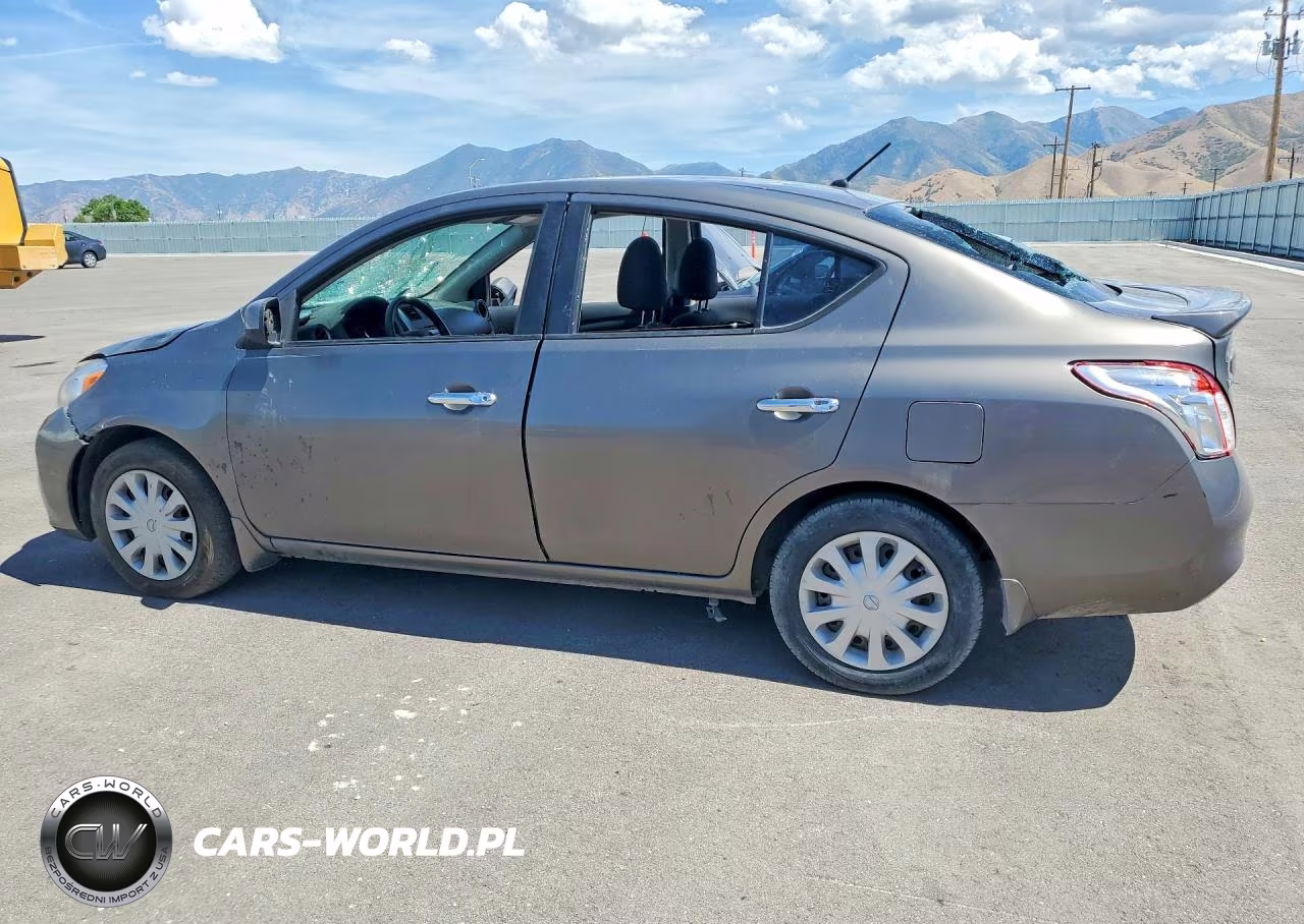 2013 Nissan Versa 1.6 S VIN:3N1CN7AP4DL853936 - 2