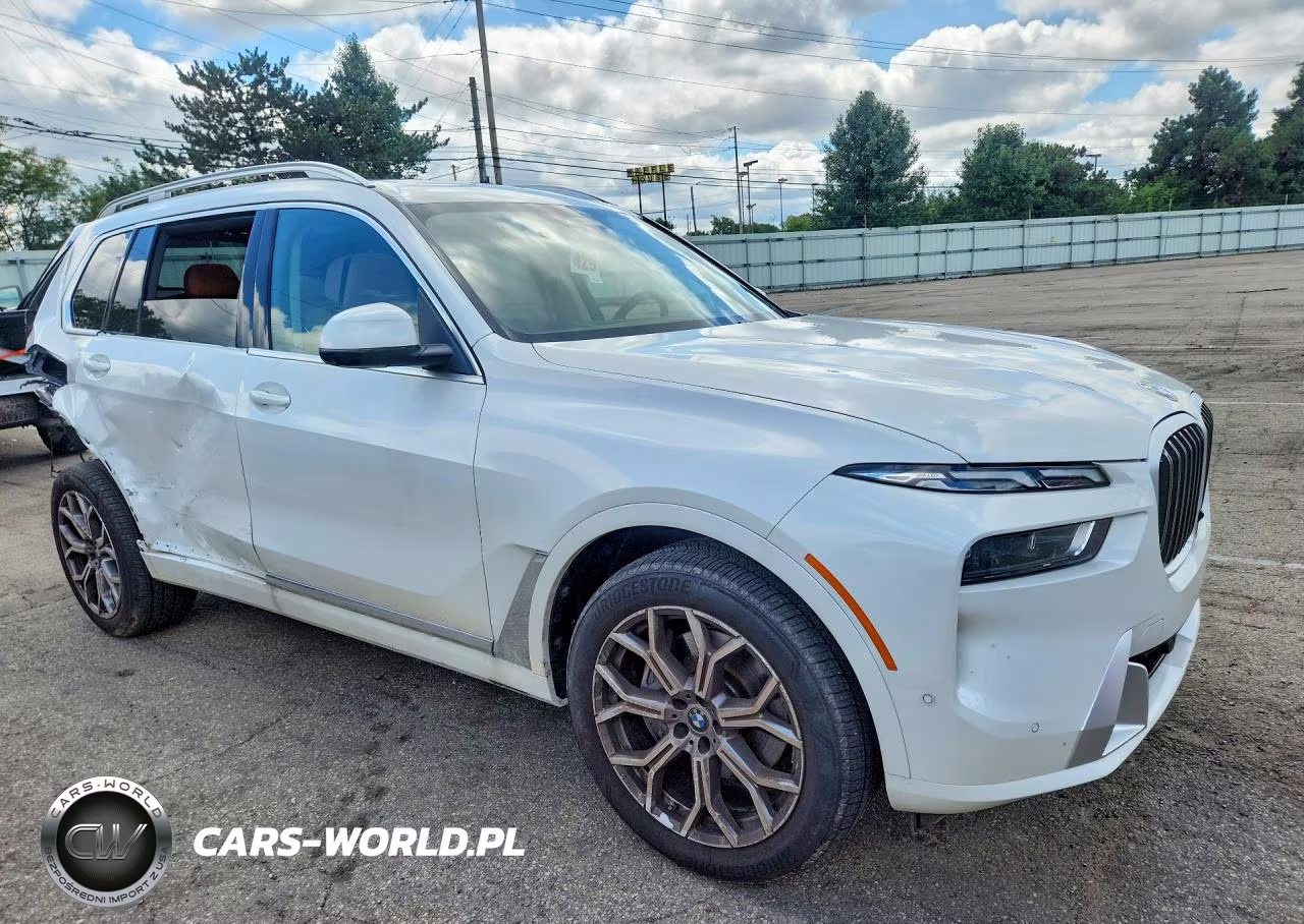 2026 BMW X7 xDrive40I VIN:5UX23EM00T9351237 - 4
