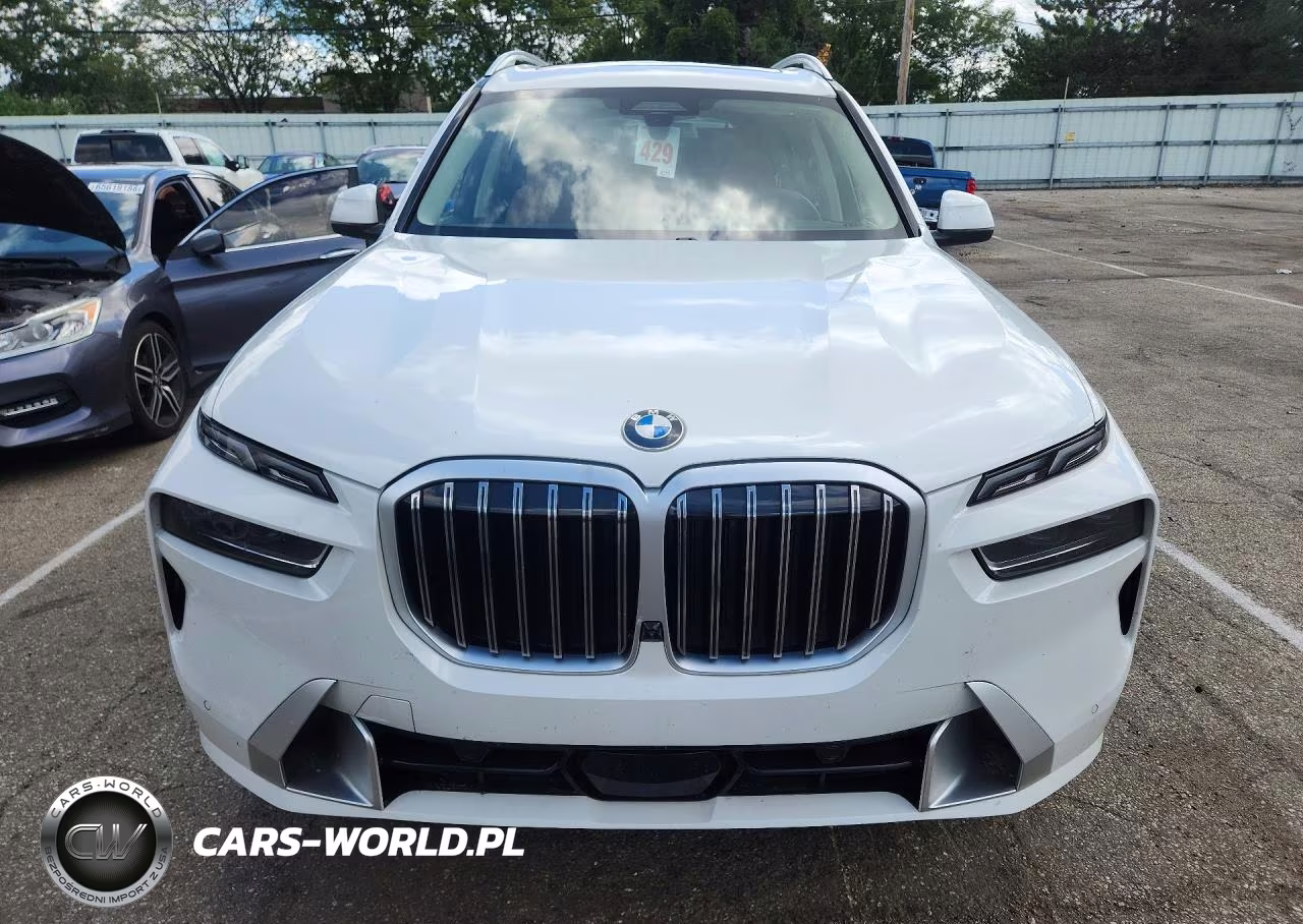 2026 BMW X7 xDrive40I VIN:5UX23EM00T9351237 - 5