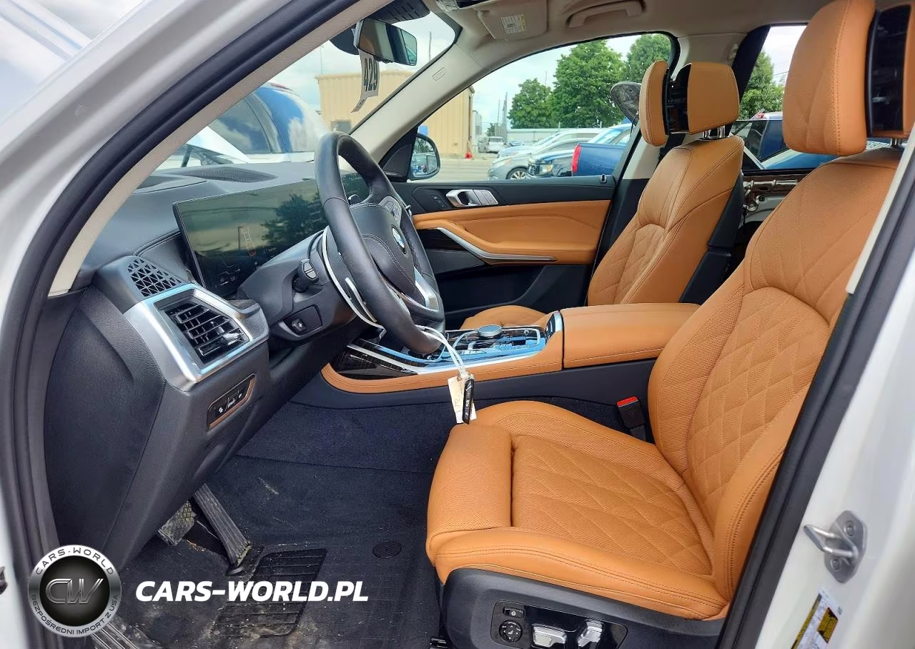 2026 BMW X7 xDrive40I VIN:5UX23EM00T9351237 - 7