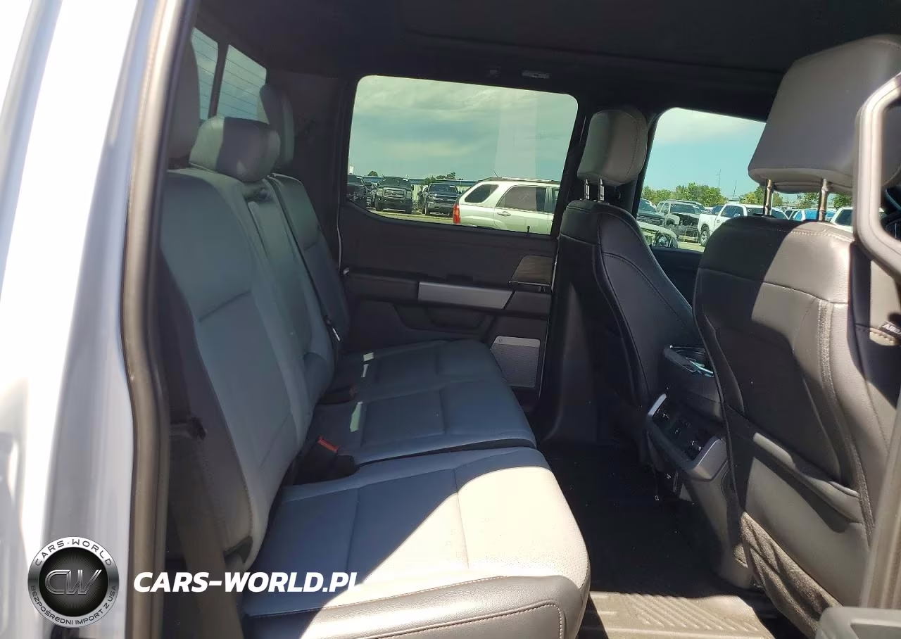 2025 Ford F150 Lightning Lariat VIN:1FT6W5L70SWG19213 - 10