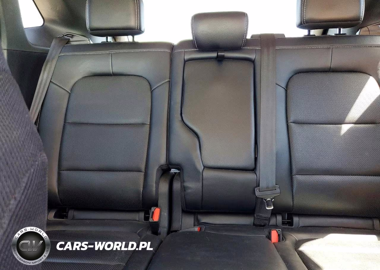 2021 Ford Escape Titanium VIN:1FMCU9J93MUA58343 - 10