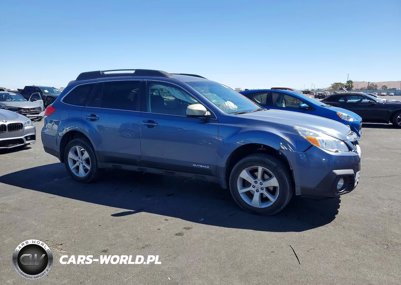 2014 Subaru Outback 2.5I Premium VIN:4S4BRBCC7E3216185 - 4