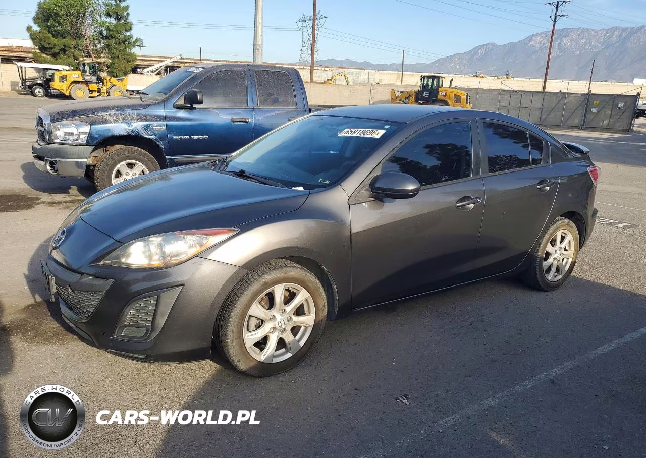 2011 Mazda 3 I