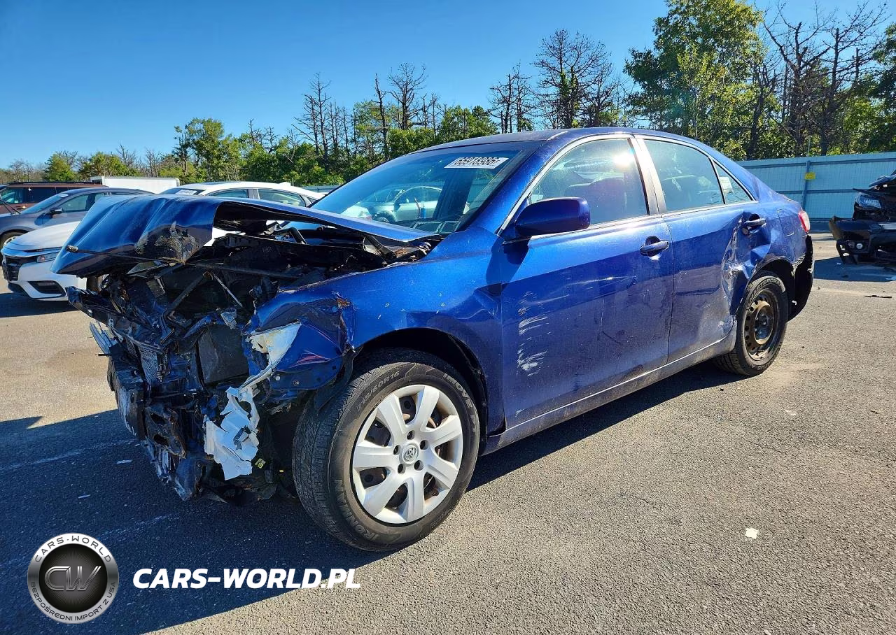 2010 Toyota Camry Base – zdjęcie 1 z 12