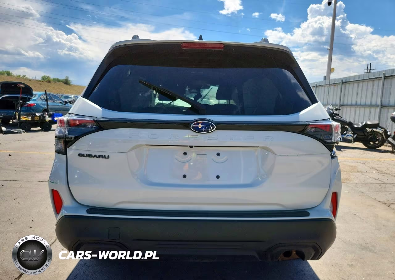 2025 Subaru Forester Premium VIN:JF2SLDDC6SH465304 - 6