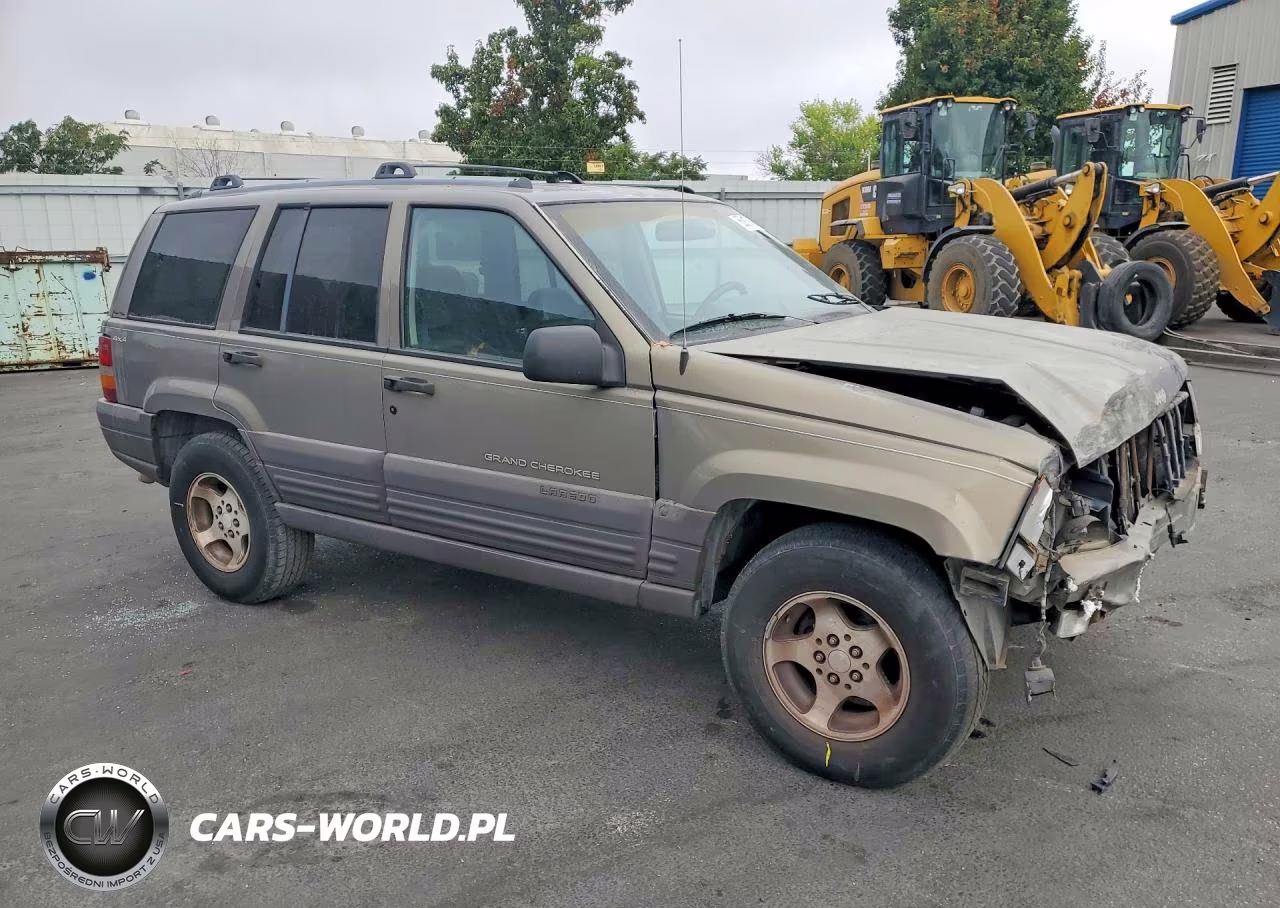 1996 Jeep Grand Cherokee Laredo VIN:1J4GZ58Y9TC330082 - 4