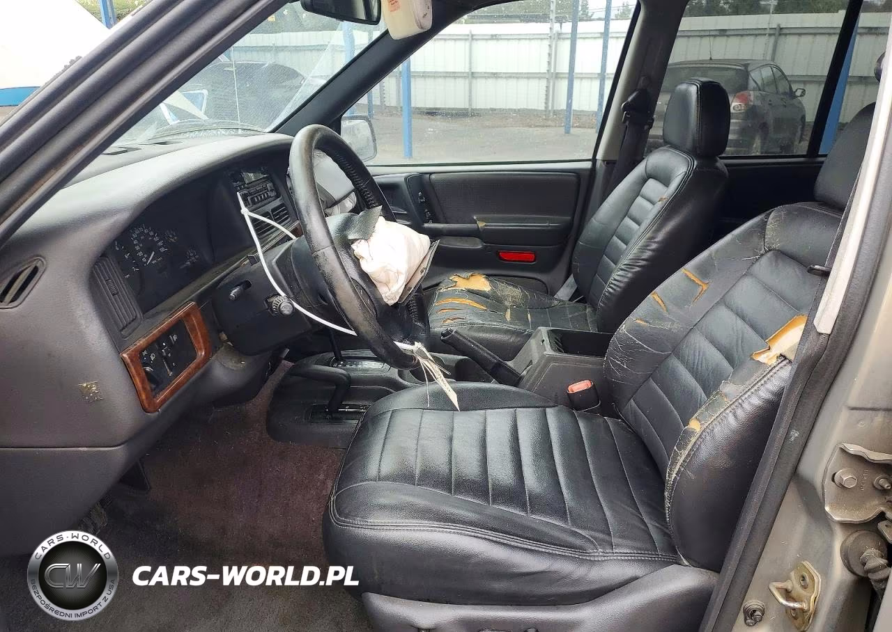 1996 Jeep Grand Cherokee Laredo VIN:1J4GZ58Y9TC330082 - 7