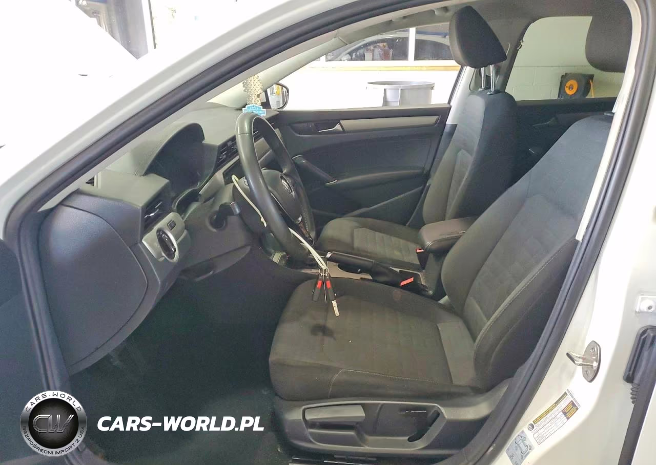 2021 Volkswagen Passat S VIN:1VWAA7A33MC006993 - 7