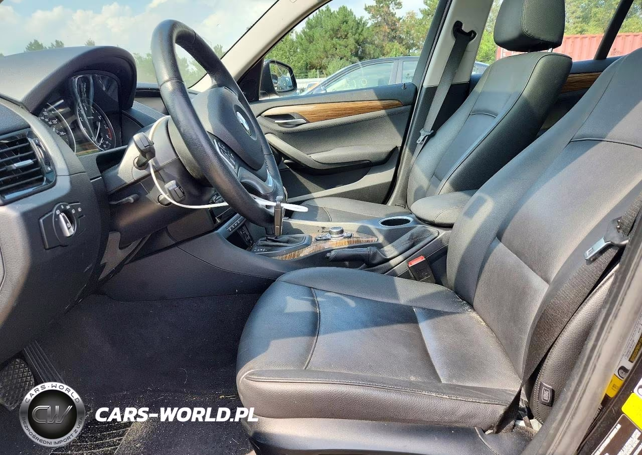 2013 BMW X1 xDrive35I VIN:WBAVM5C57DVV91092 - 7
