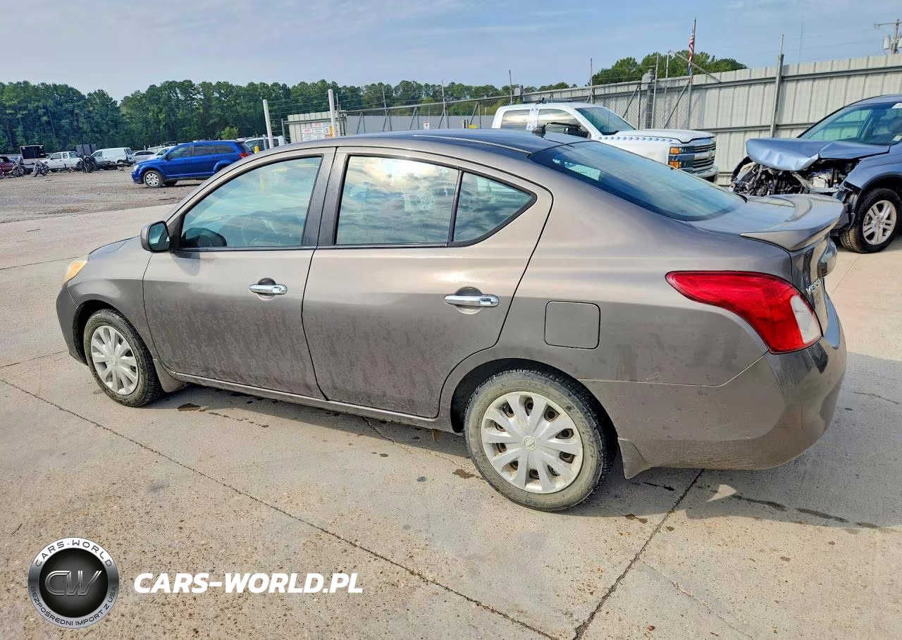 2013 Nissan Versa 1.6 S VIN:3N1CN7AP5DL871023 - 2
