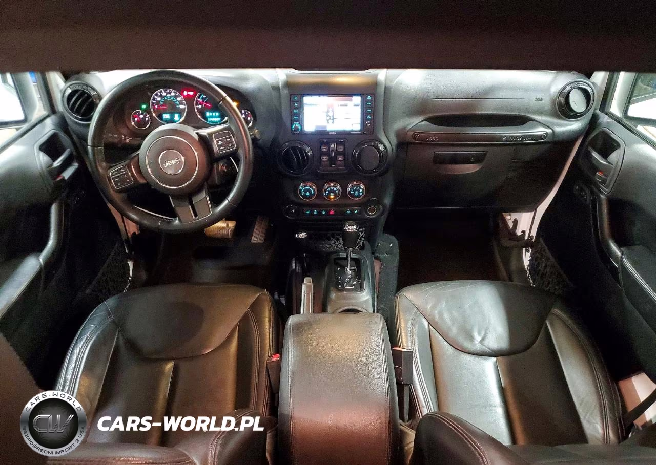 2017 Jeep Wrangler Unlimited Sahara VIN:1C4BJWEG9HL679503 - 8