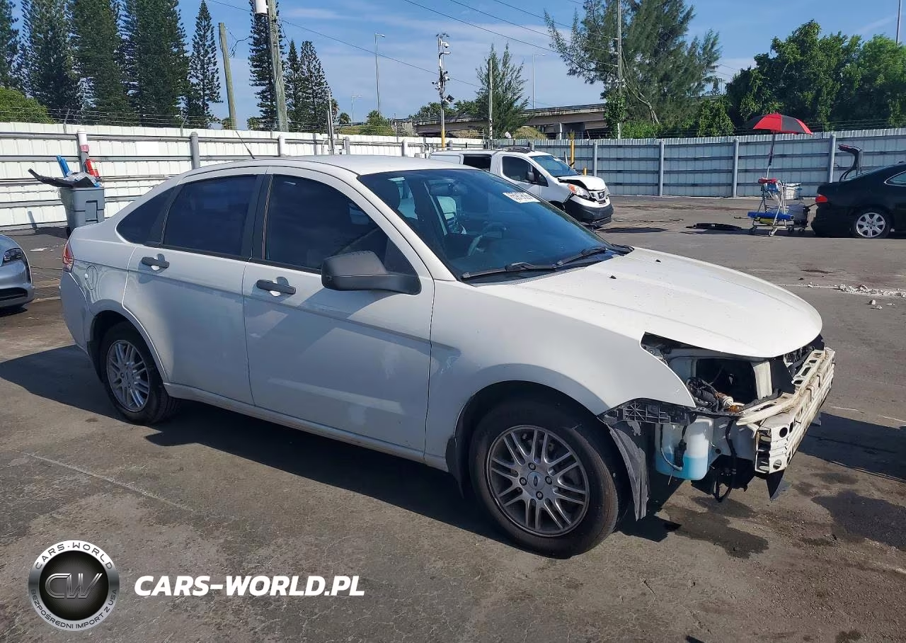 2009 Ford Focus Se VIN:1FAHP35N69W193680 - 4