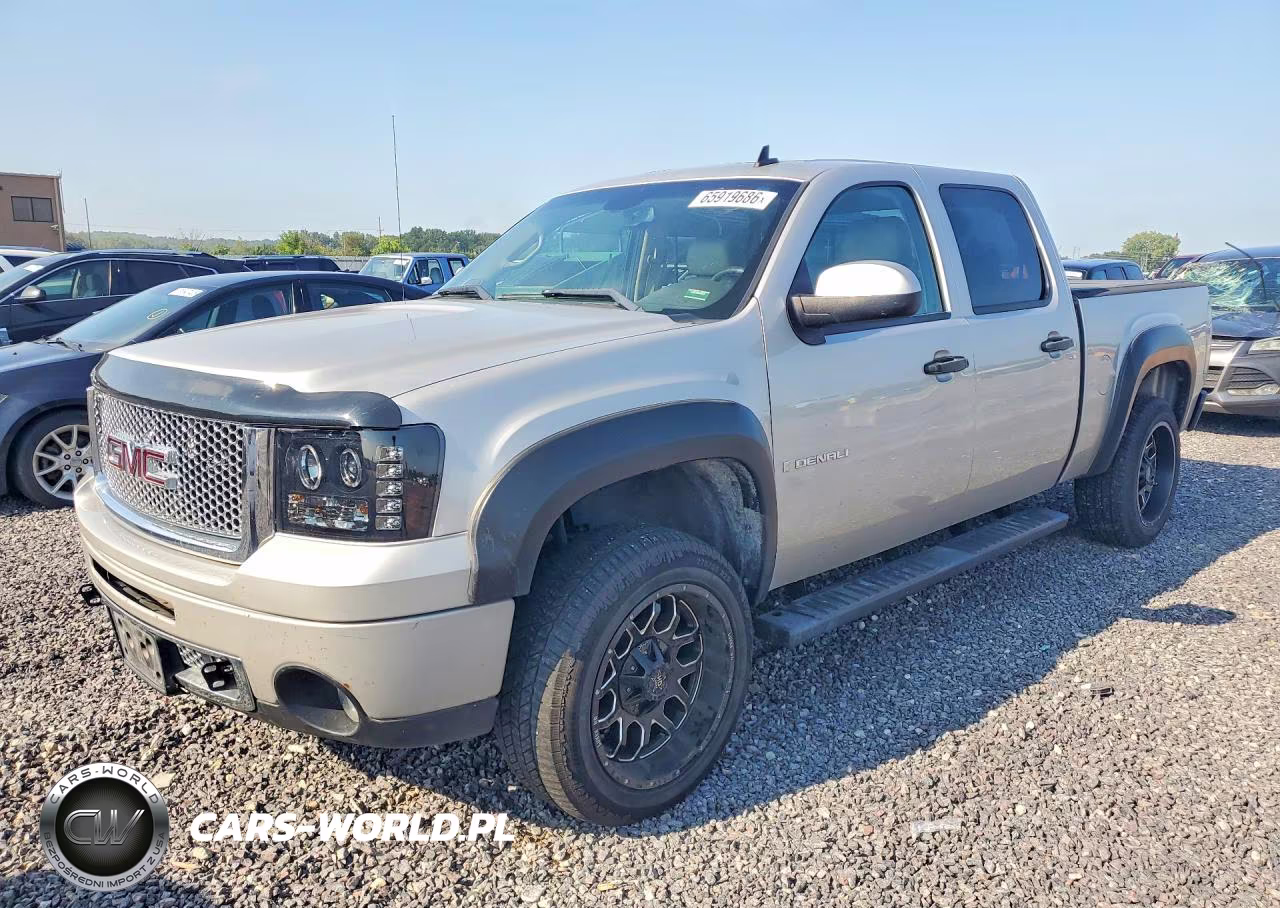 2007 GMC New Sierra Denali