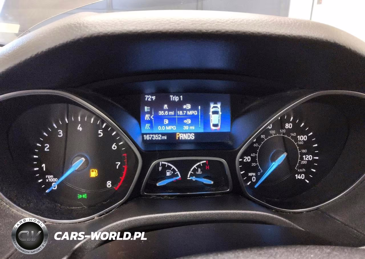 2015 Ford Focus Titanium VIN:1FADP3J27FL200966 - 9