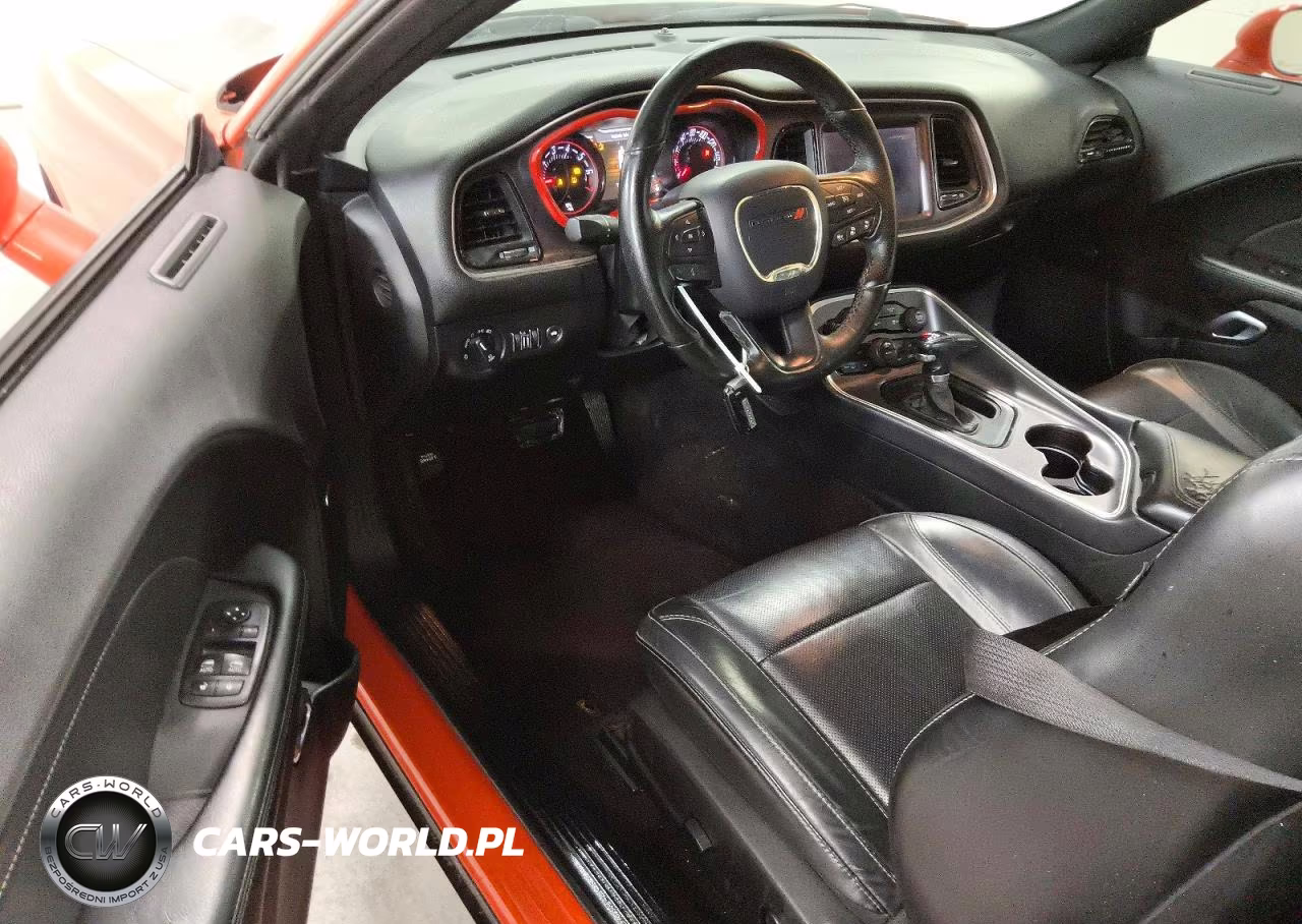 2017 Dodge Challenger Sxt VIN:2C3CDZAGXHH542803 - 8
