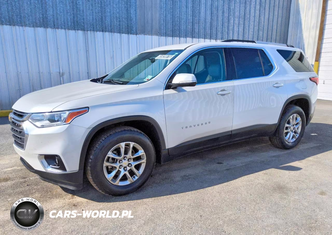 2018 Chevrolet Traverse Lt VIN:1GNERGKW8JJ104986 - 1