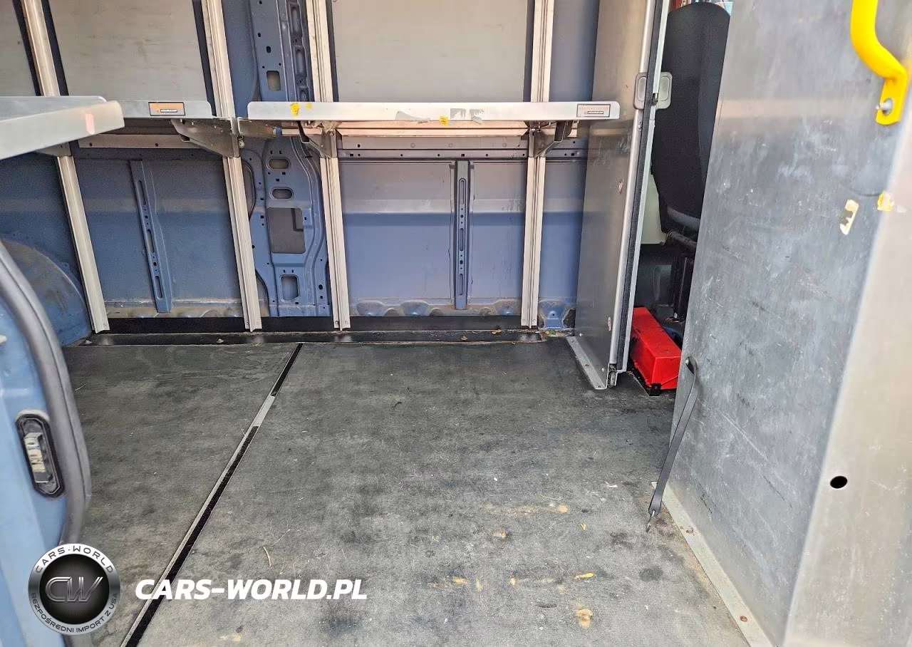 2020 Ram Promaster 3500 Delivery Van VIN:3C6URVJG2LE143681 - 11
